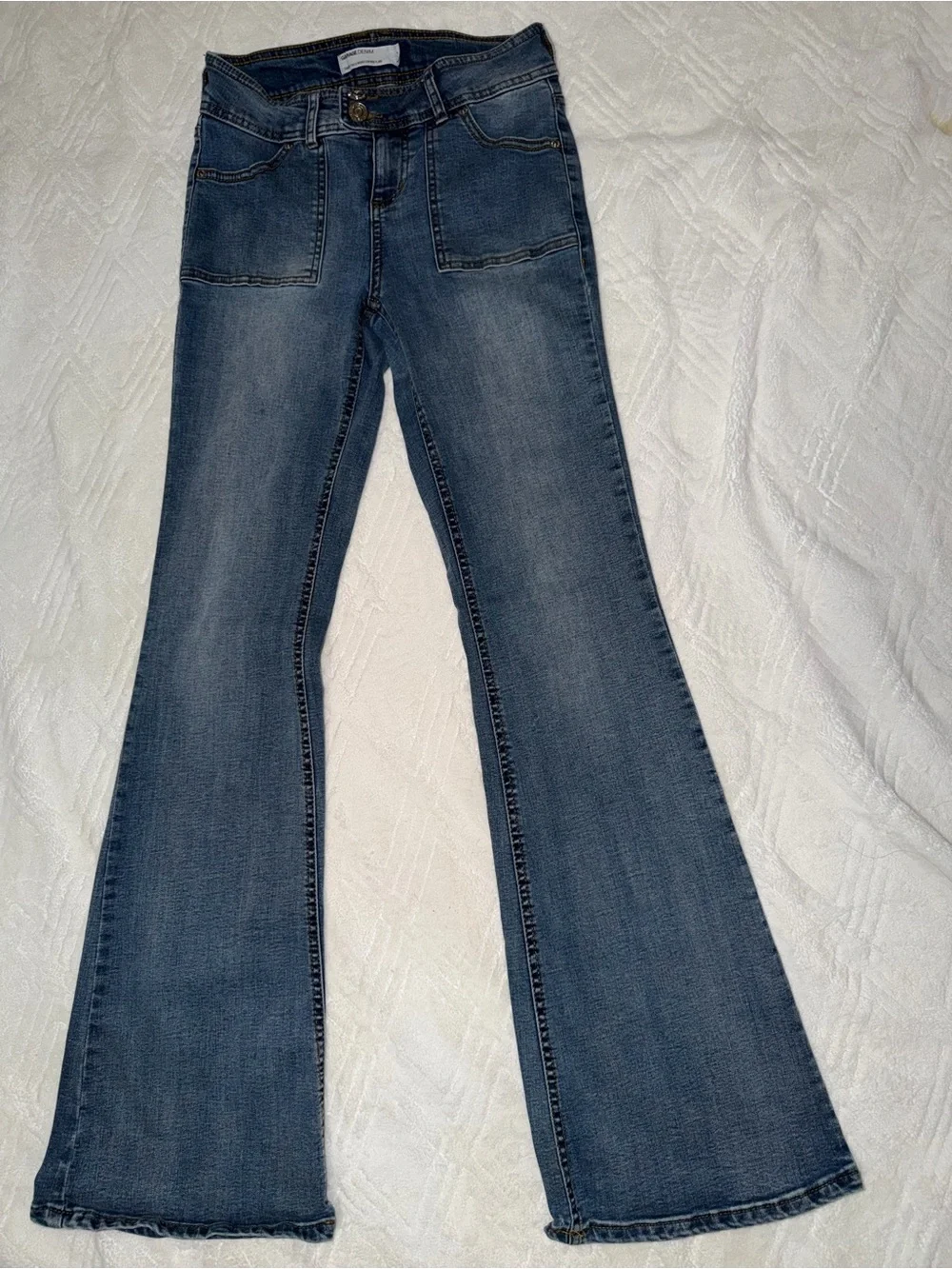 Garage Women's Flare Jeans in Medium Blue Wash